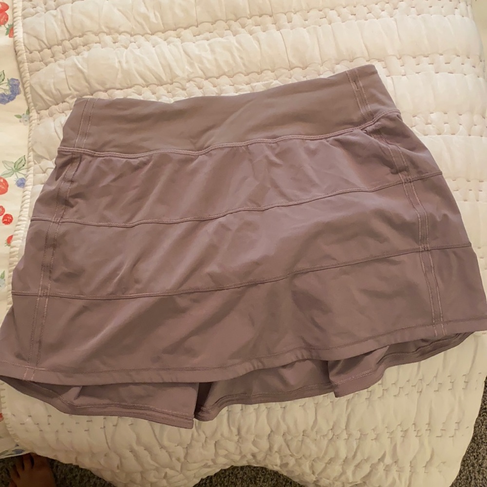 brand new never worn lululemon pace rival skirt